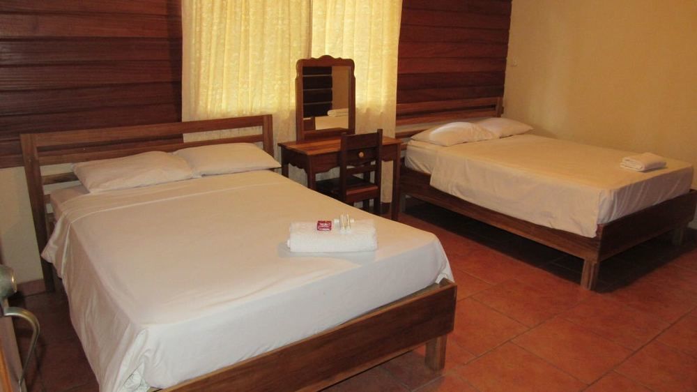 Nics Place Bocas Town Exterior photo